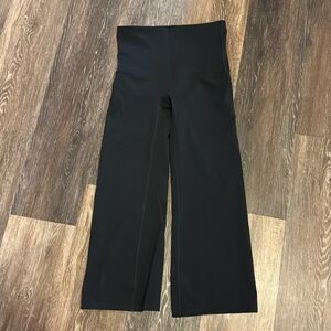 Spanx Booty Boost Cropped Wide Leg Leggings